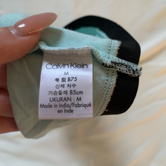 Calvin Klein Bralette - Picture 3 of 3